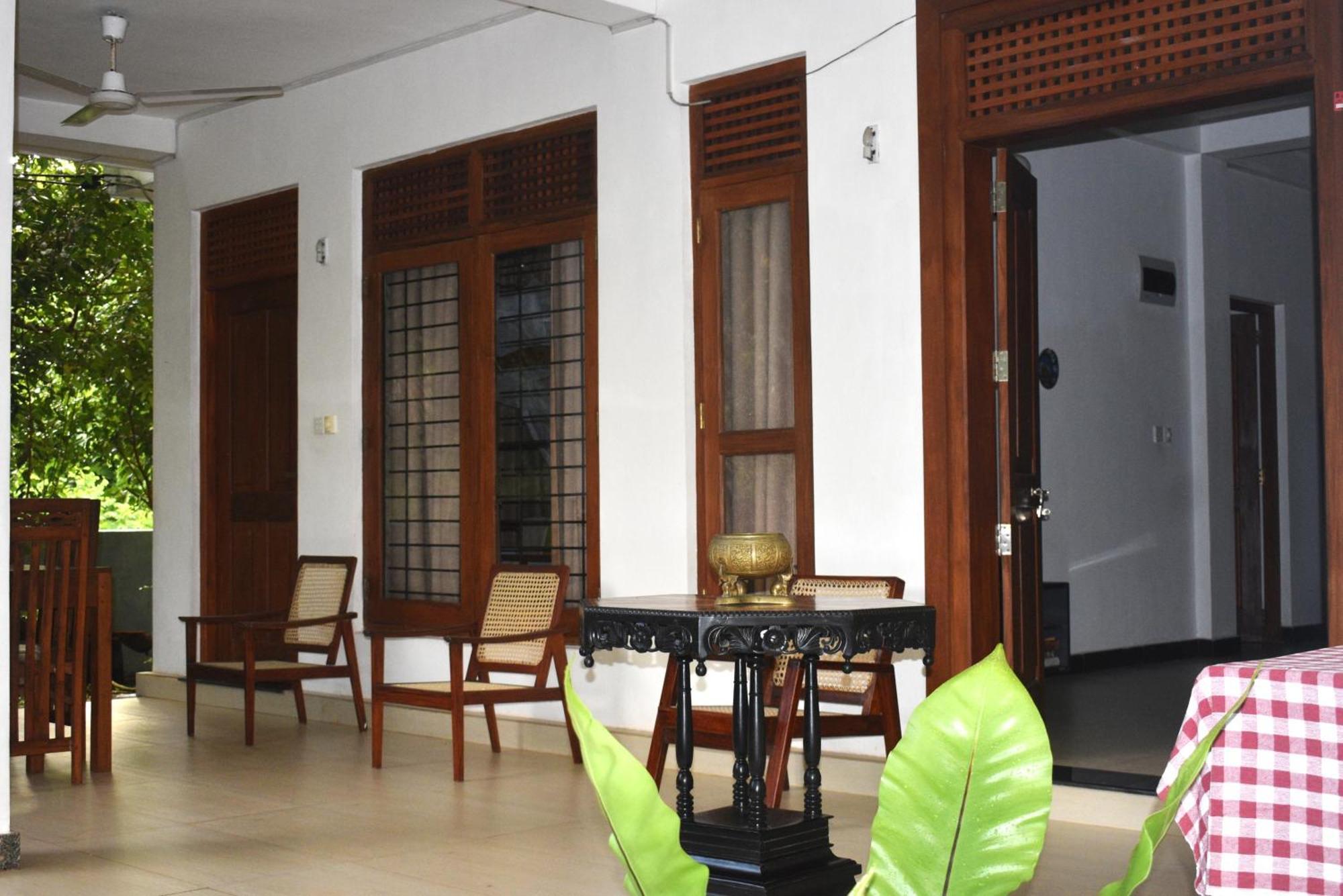 Villa Wanderlust Hikkaduwa Exterior foto