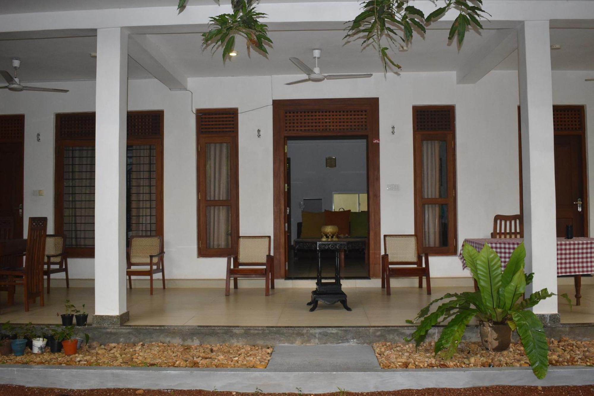 Villa Wanderlust Hikkaduwa Exterior foto