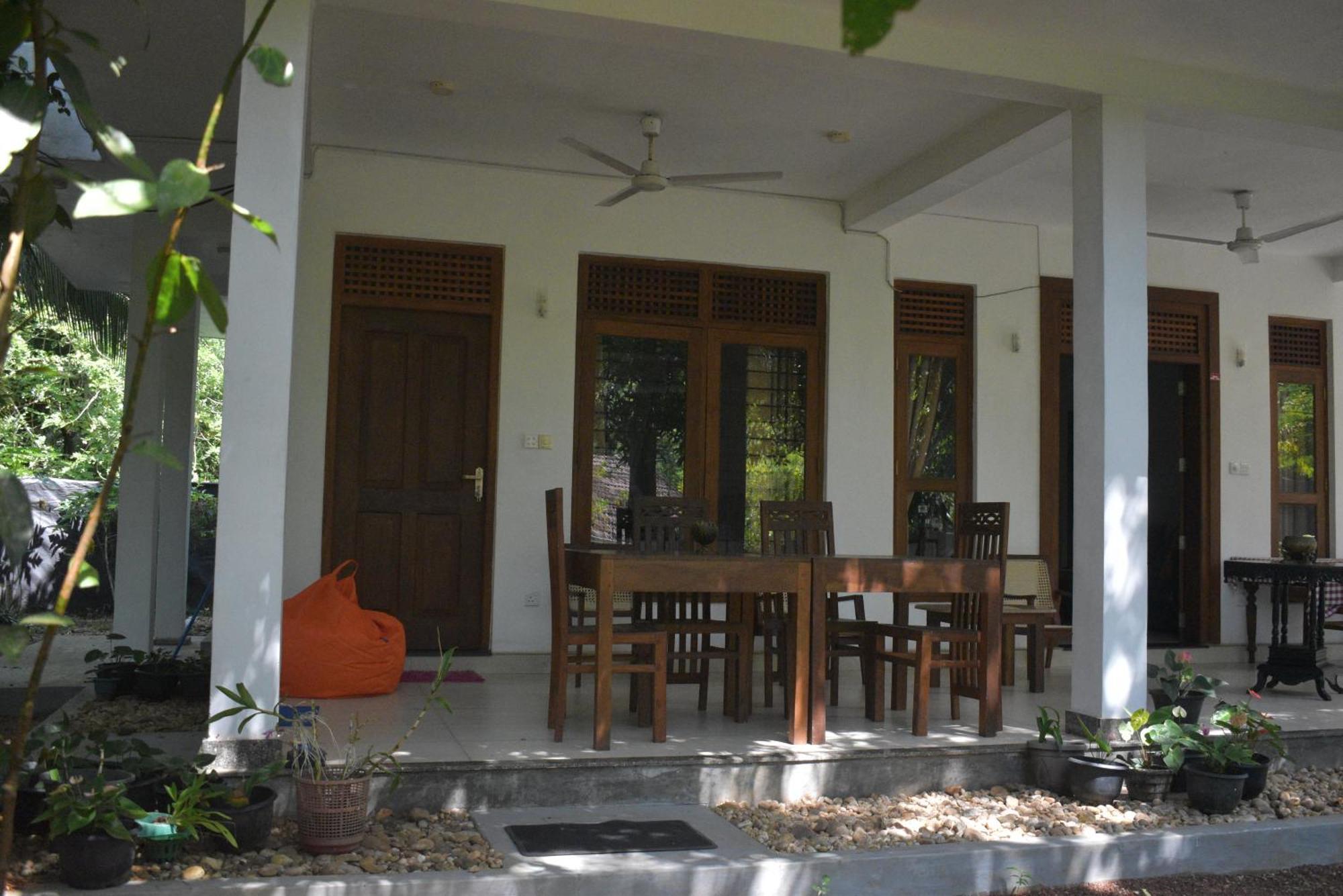 Villa Wanderlust Hikkaduwa Exterior foto